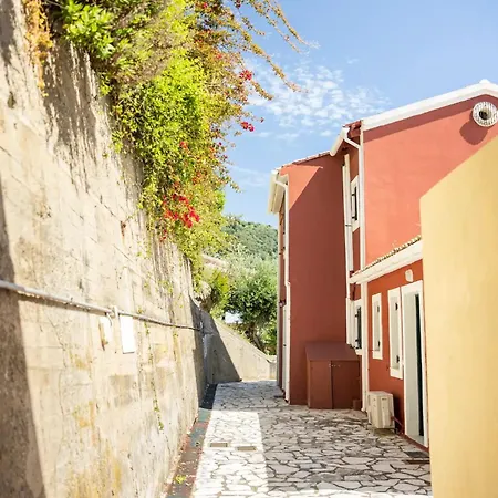 Antonio - Blue Glyfada Private Homes *