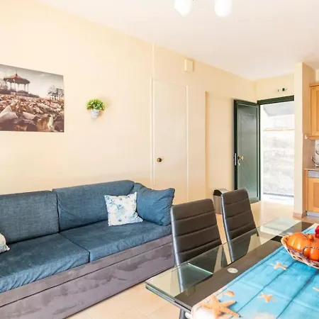 Antonio 50 - Blue Glyfada Private Homes *