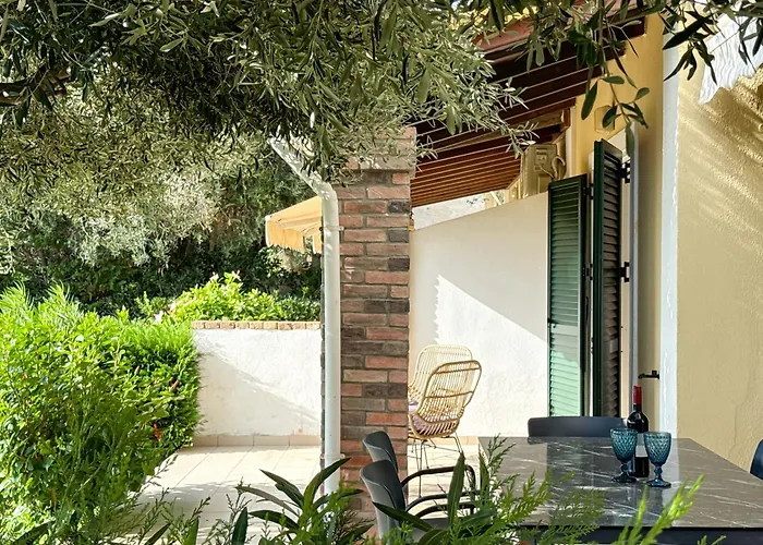 Antonio 50 - Blue Private Homes